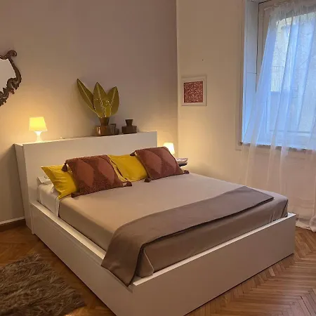 Apartment Collection: Santa Marta *