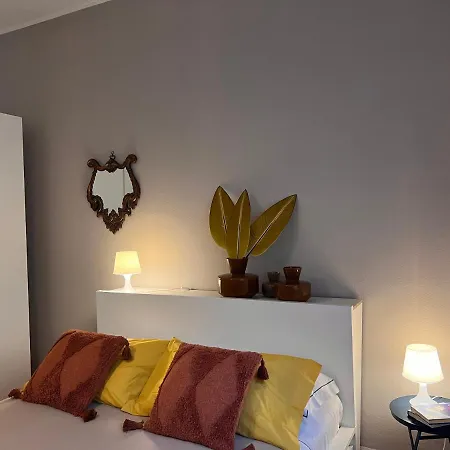Apartment Collection: Santa Marta *
