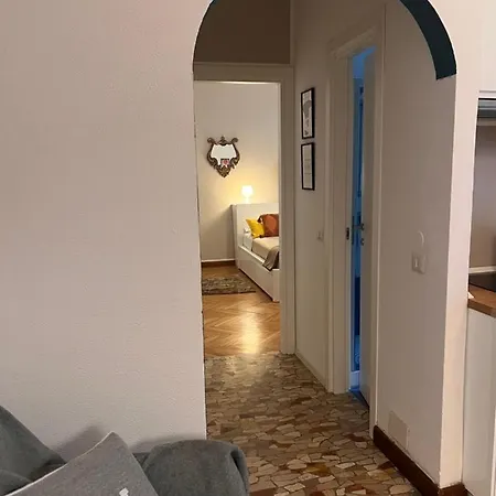 Apartment Collection: Santa Marta *